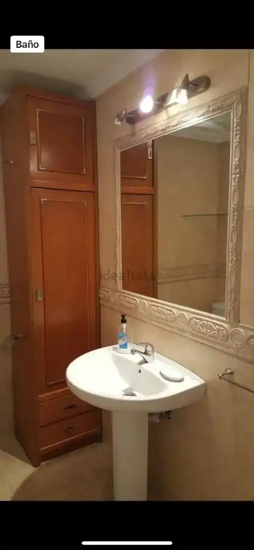 Bathroom of Apartments for rent in La Antilla, Huelva