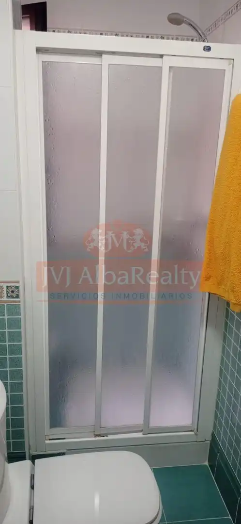 Vista exterior de Casa adosada en venta en Albacete con Aire acondicionado, Calefacción y Jardín privado