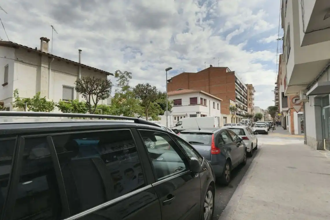 Local comercial en venda a Balaguer, imagen 3