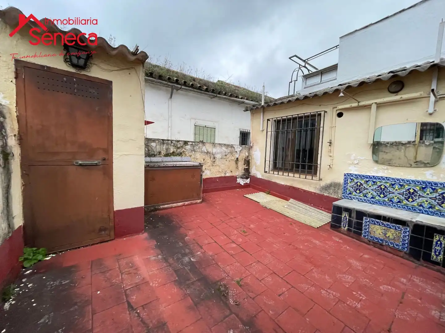Vista exterior de Casa o xalet en venda en Córdoba amb Terrassa i Traster