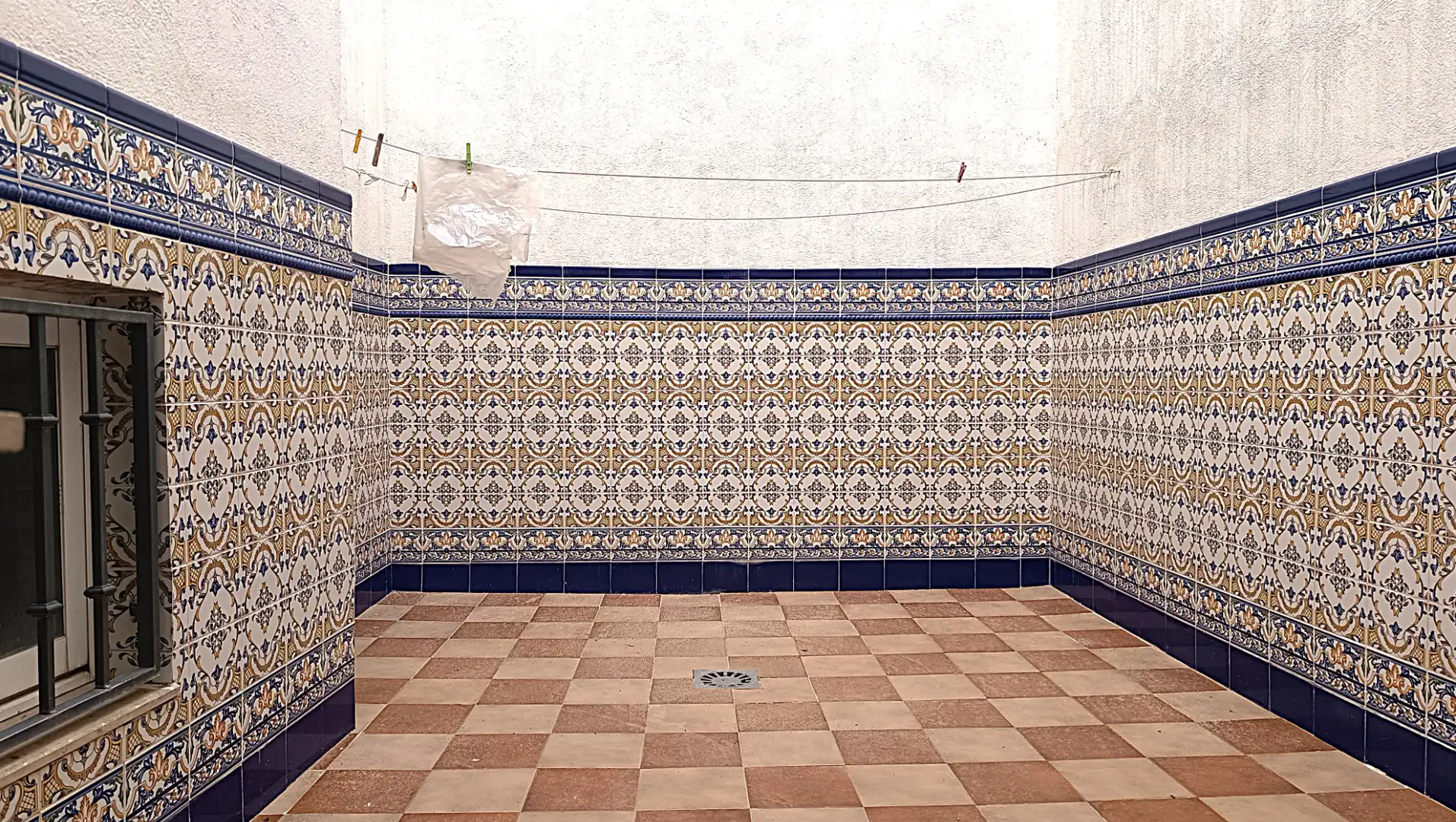 Baño de Piso en venta en Mancha Real con Aire acondicionado, Calefacción y Amueblado