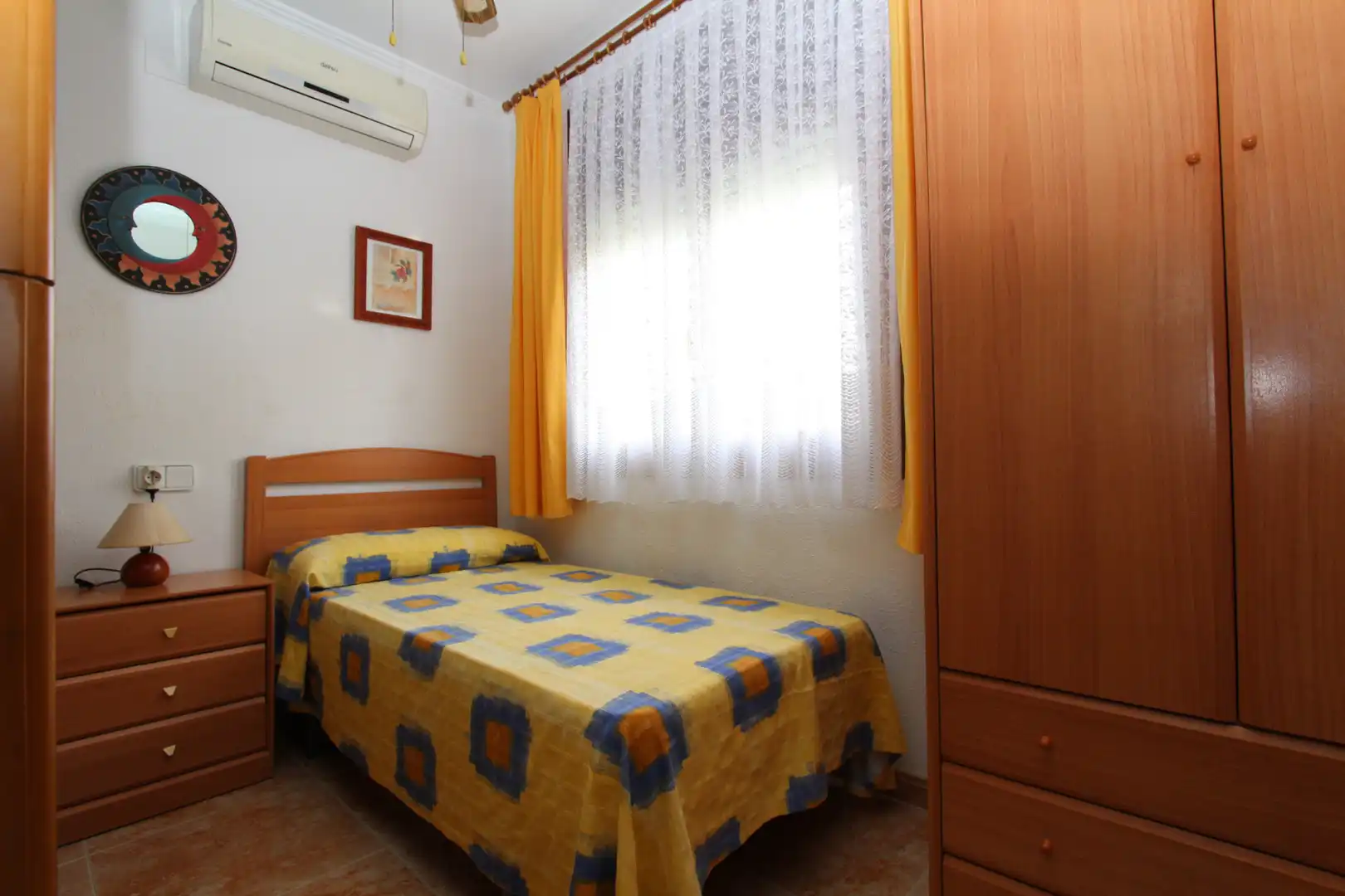 Habitación de Casa adosada en venta en Mont-roig del Camp con Calefacción, Jardín privado y Terraza