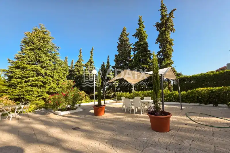 Jardín de Finca rústica en venta en Úbeda con Terraza, Trastero y Balcón