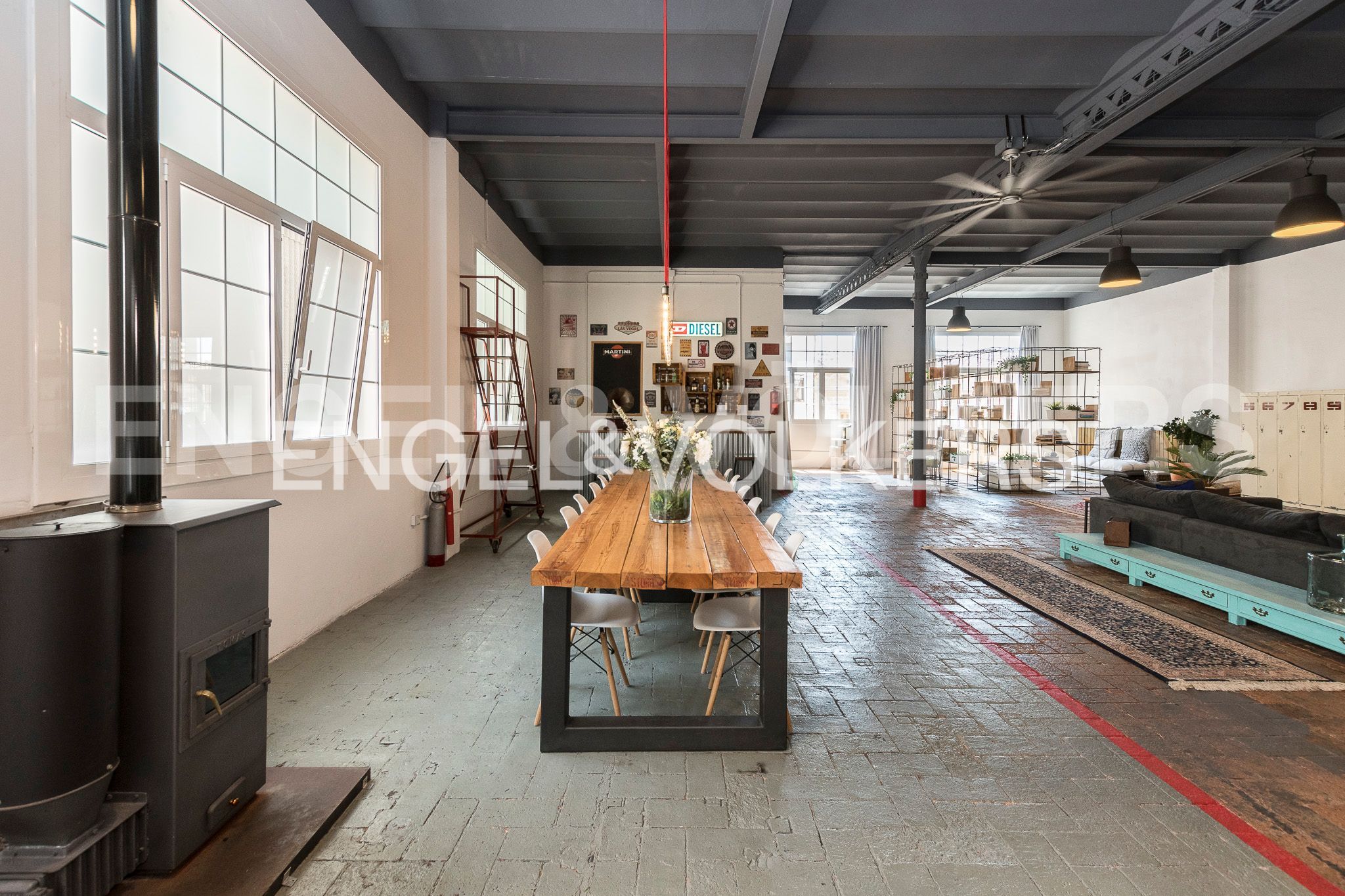 Menjador de Pis en venda en Manresa amb Calefacció i Moblat