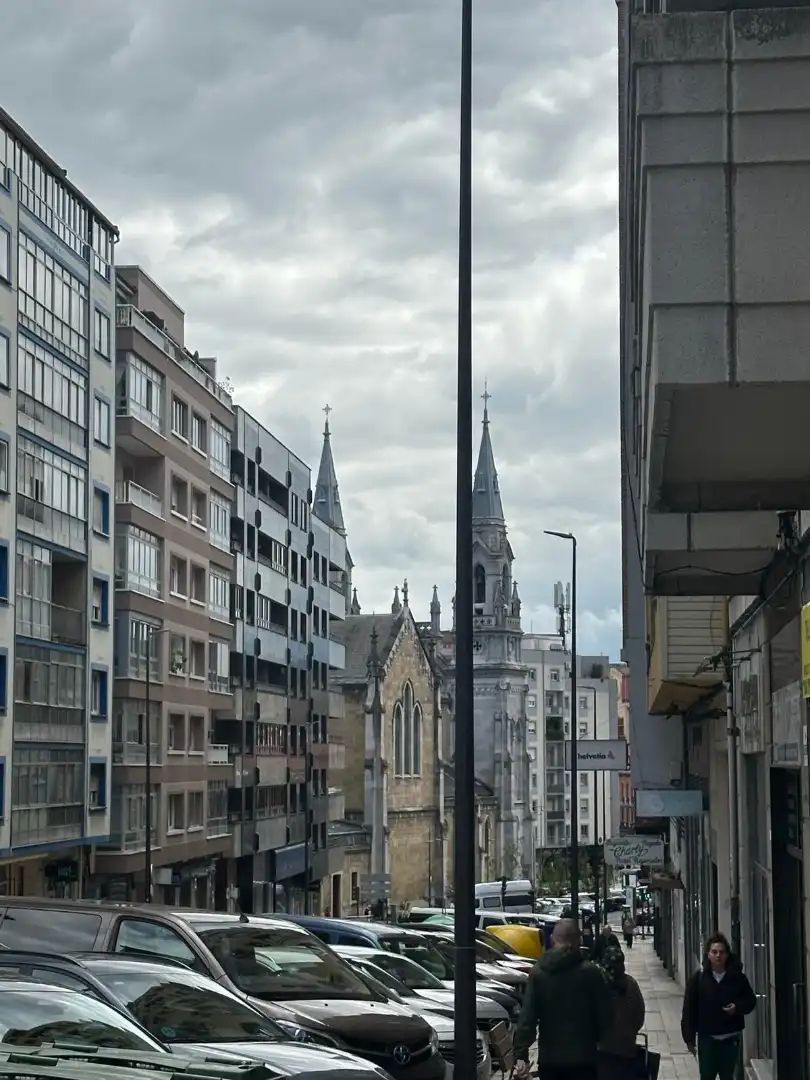 Exterior view of Flat for rent in Avilés  with Heating, Parquet flooring and Storage room