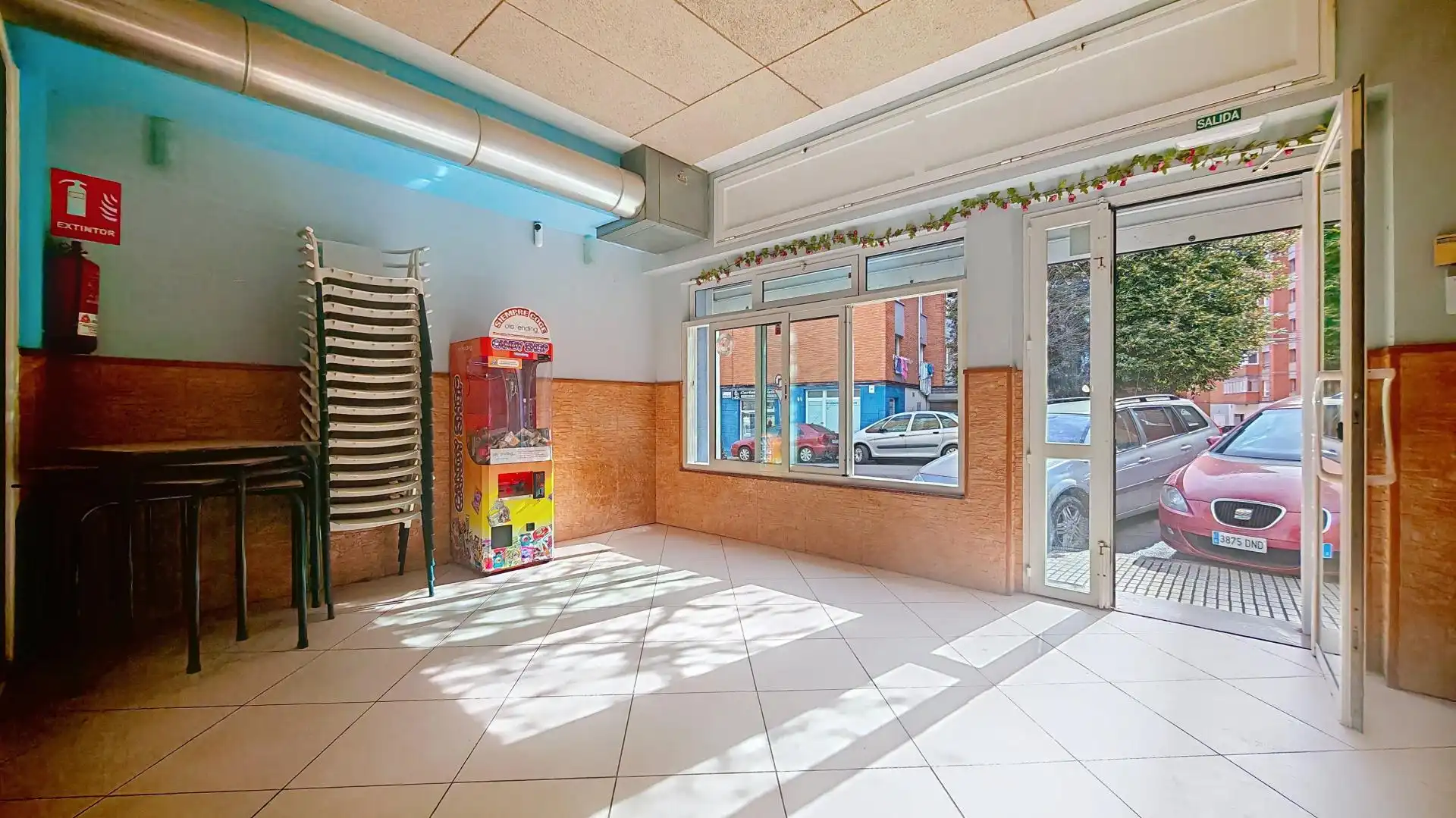 Local en venta en Pumarín
