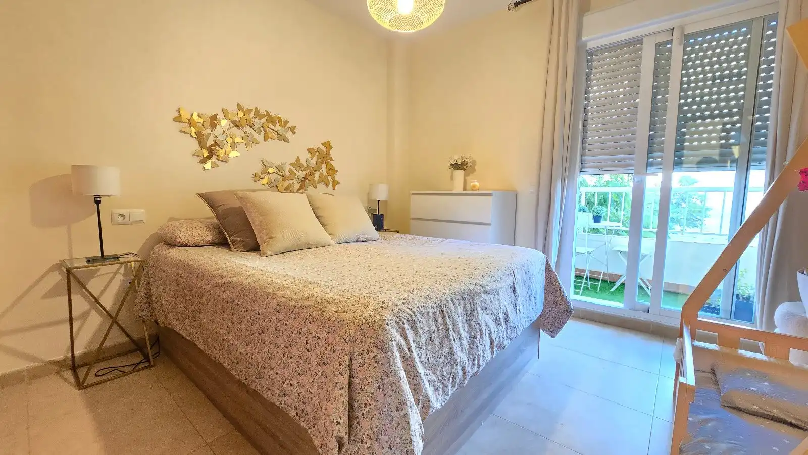 Bedroom of Flat for sale in El Pinillo 
