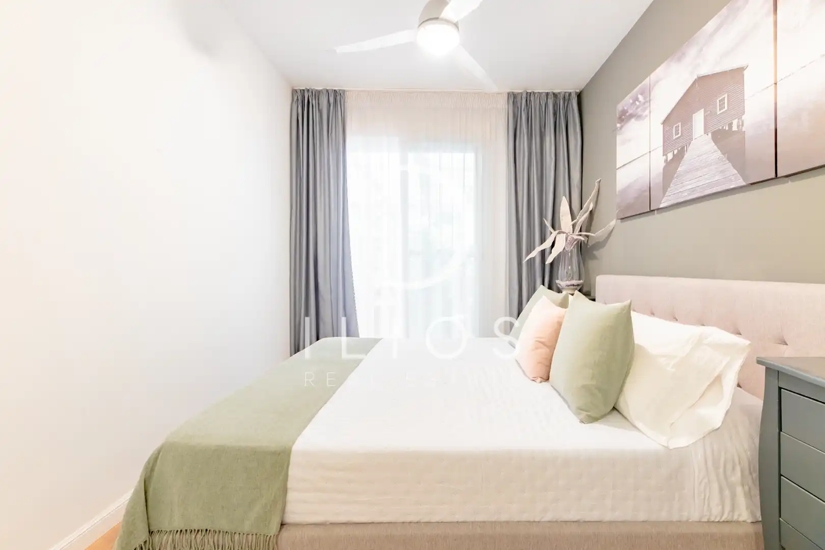 Schlafzimmer von Wohnung zum Verkauf in Chiva mit Klimaanlage, Parkett und Terrasse