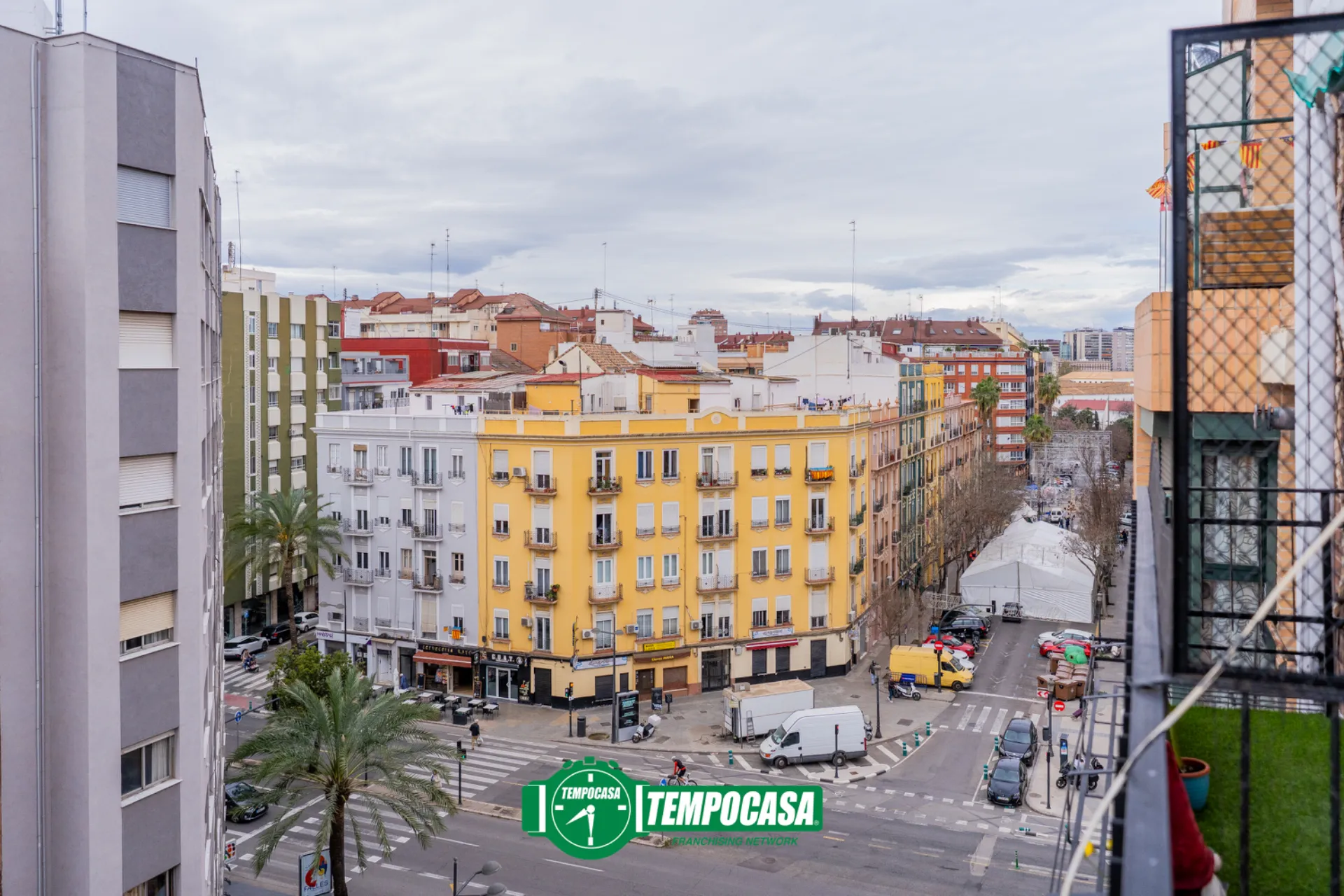 Exterior view of Flat for sale in  Valencia Capital  with Air Conditioner, Heating and Balcony