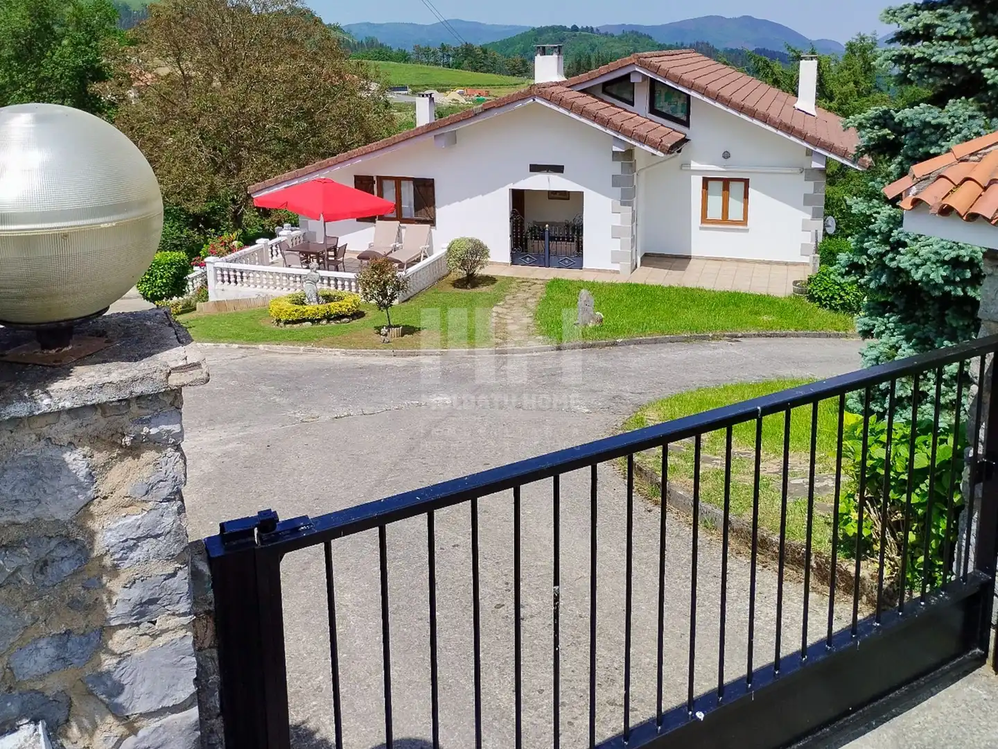 Vista exterior de Casa o chalet en venta en Hernialde con Calefacción, Jardín privado y Terraza