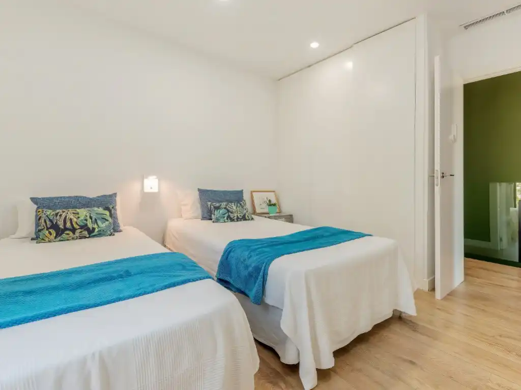 Dormitori de Casa o xalet en venda en Sant Joan d'Alacant amb Aire condicionat, Terrassa i Piscina