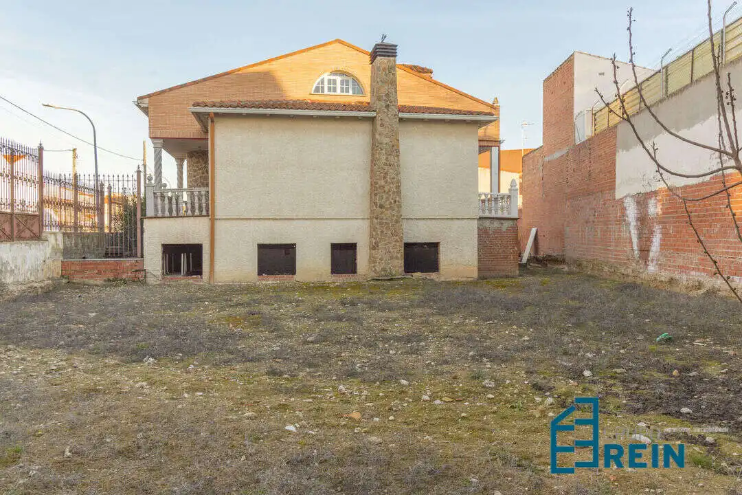 Chalet con jardín en venta en LARGO CABALLERO 1, imagen 69