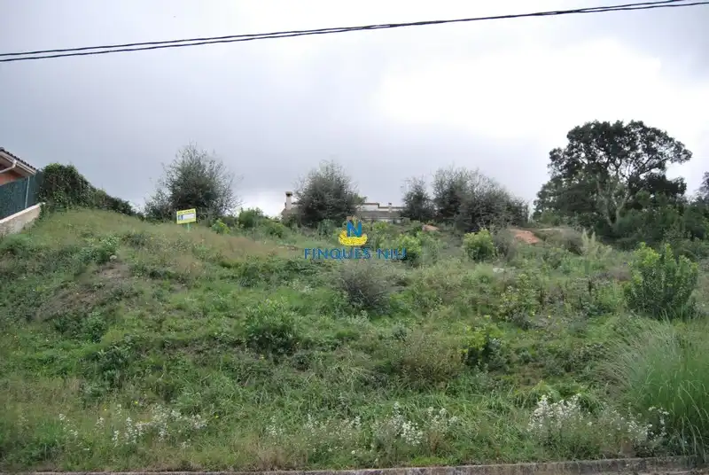 Terreny residencial en venda a Carrer Juli Cèsar 197, imagen 2