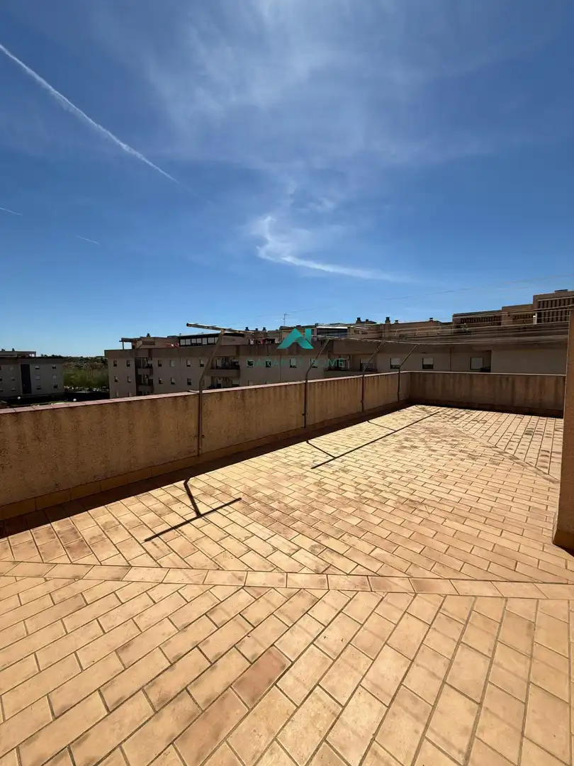 Exterior view of Flat for sale in Jerez de la Frontera  with Air Conditioner, Parquet flooring and Terrace
