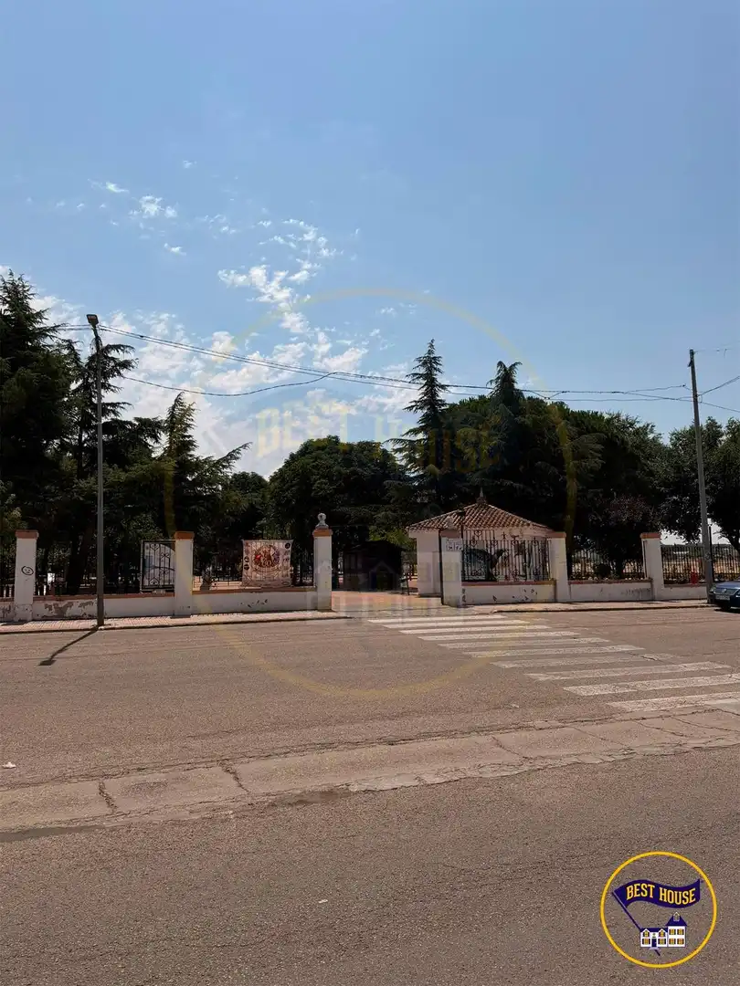 Vista exterior de Casa adosada en venta en Motilla del Palancar con Calefacción