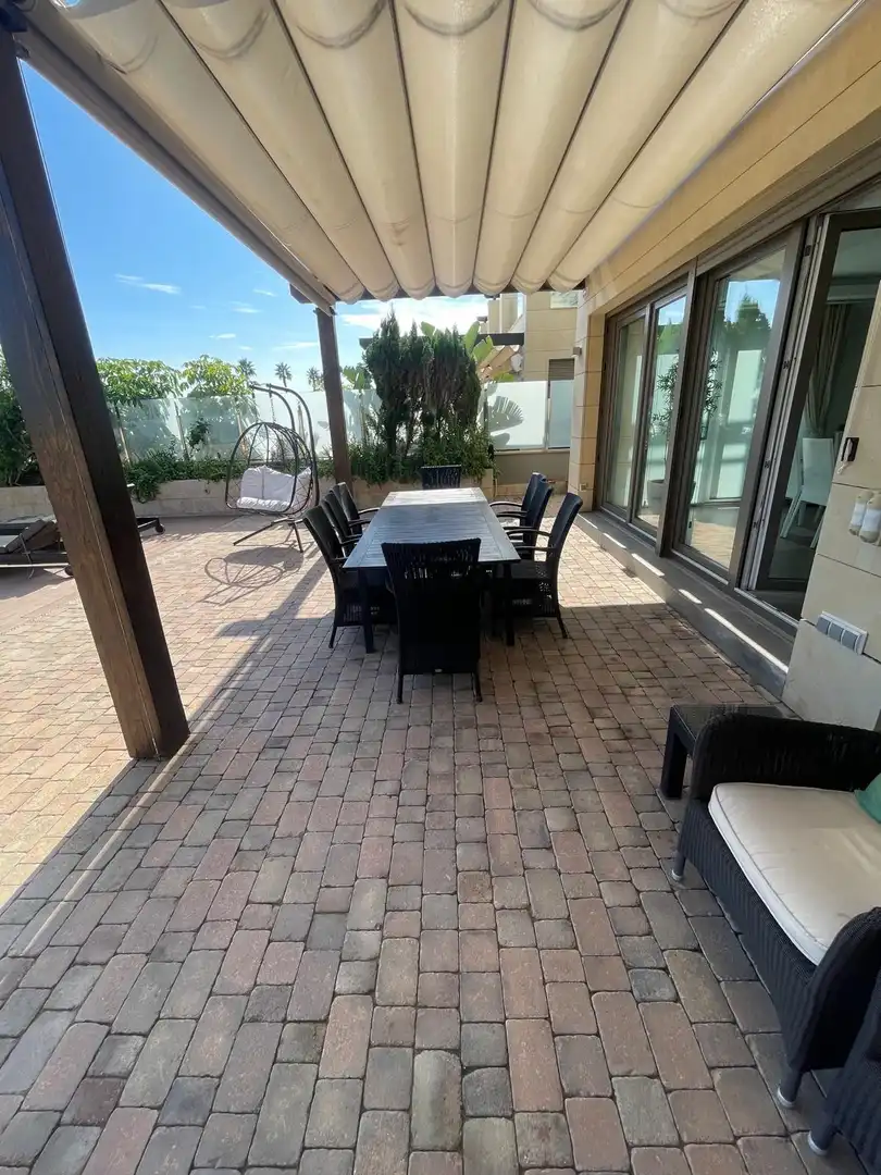 Terrasse von Haus oder Chalet zur Miete in Elche / Elx mit Klimaanlage, Heizung und Privatgarten