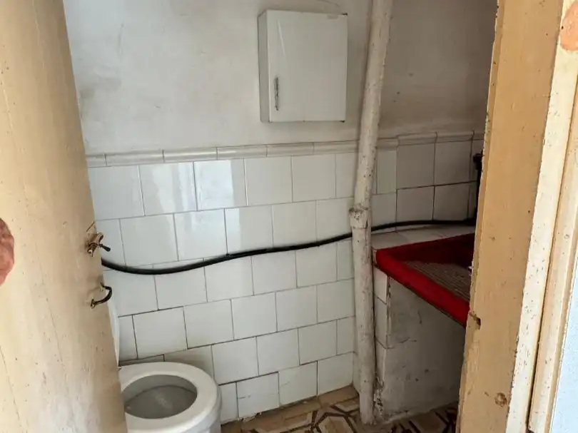 Baño de Local de alquiler en Aguilar del Río Alhama con Terraza y Amueblado