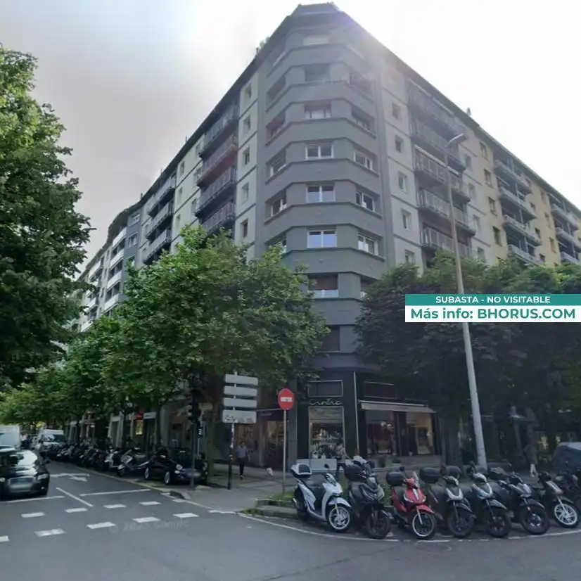 Vista exterior de Pis en venda en Donostia - San Sebastián 
