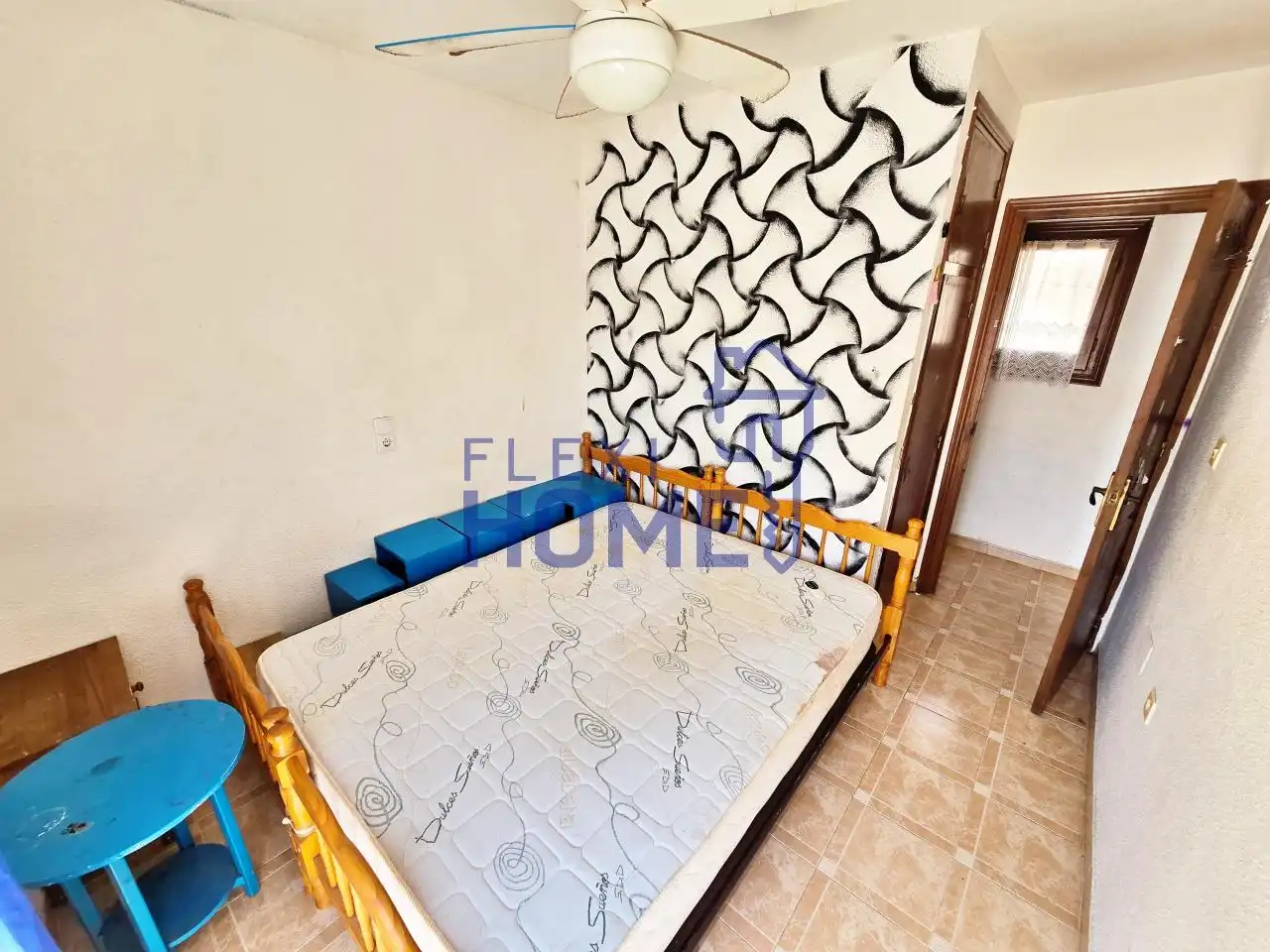 Habitación de Casa adosada en venta en Torrevieja con Calefacción, Jardín privado y Terraza
