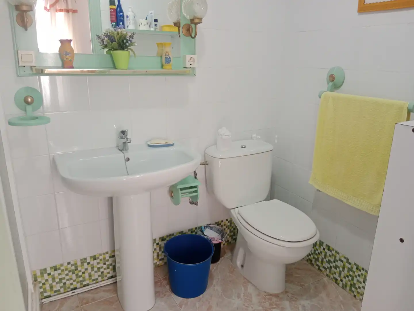 Bathroom of Detached homes for sale in Villanueva de la Reina  with Air Conditioner and Balcony