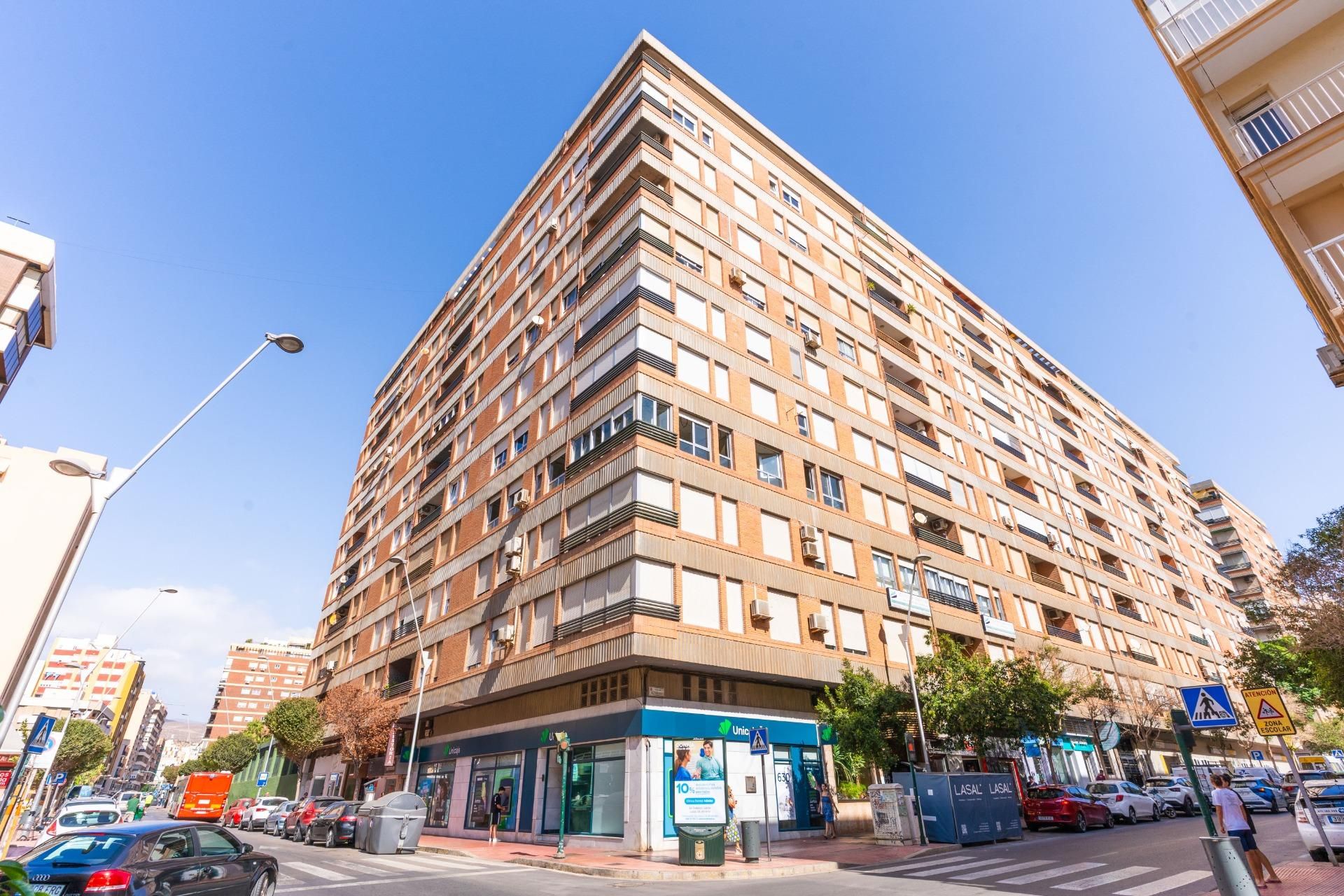 Wohnung zum verkauf in Calle AZORIN, 2, Oliveros - Altamira