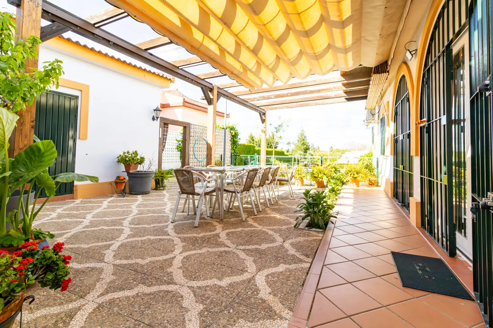Terraza de Casa o chalet en venta en Bollullos de la Mitación con Aire acondicionado, Calefacción y Jardín privado