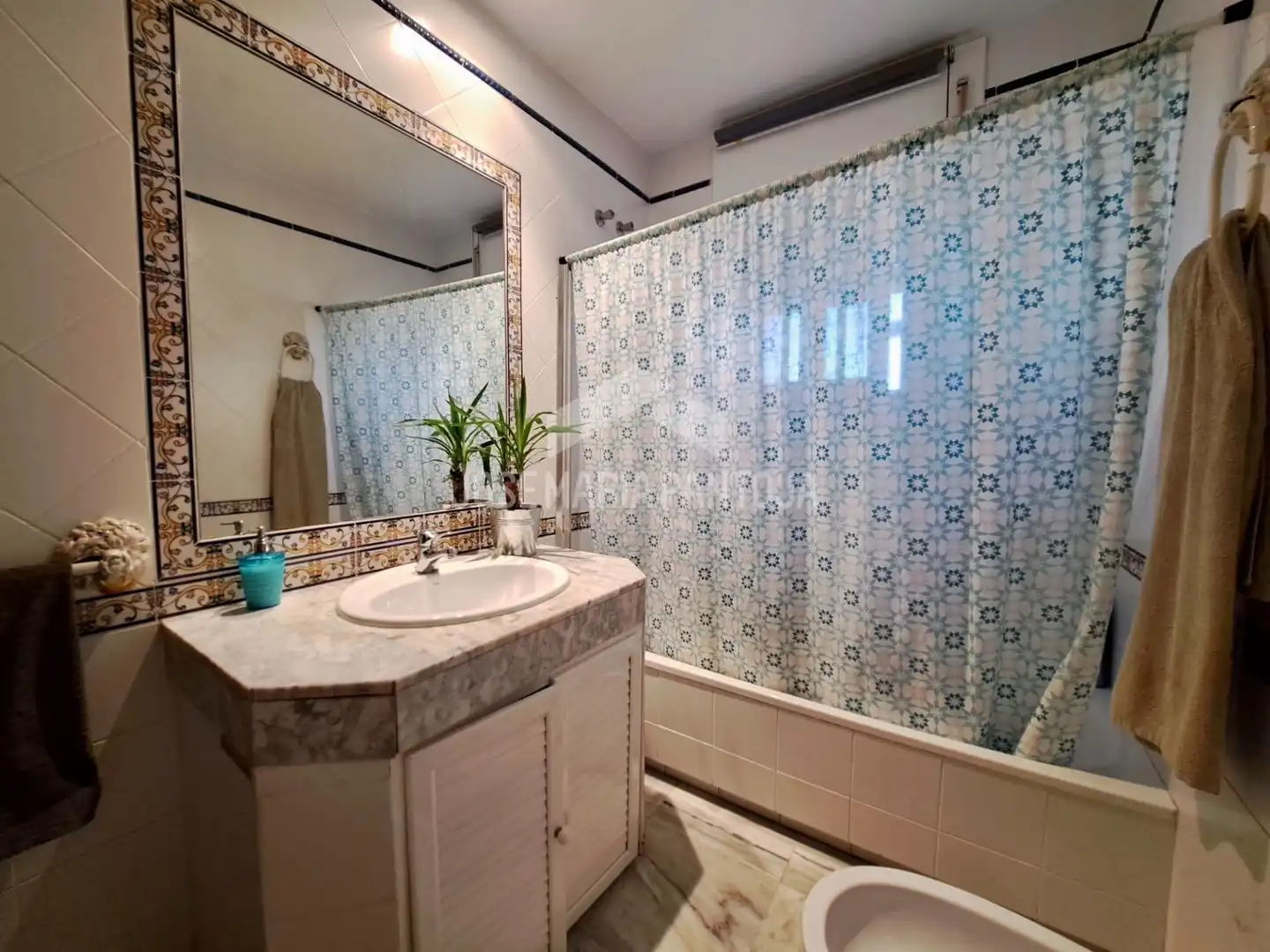 Bathroom of Houses for sale in Jerez de la Frontera  with Air Conditioner, Heating and Private garden