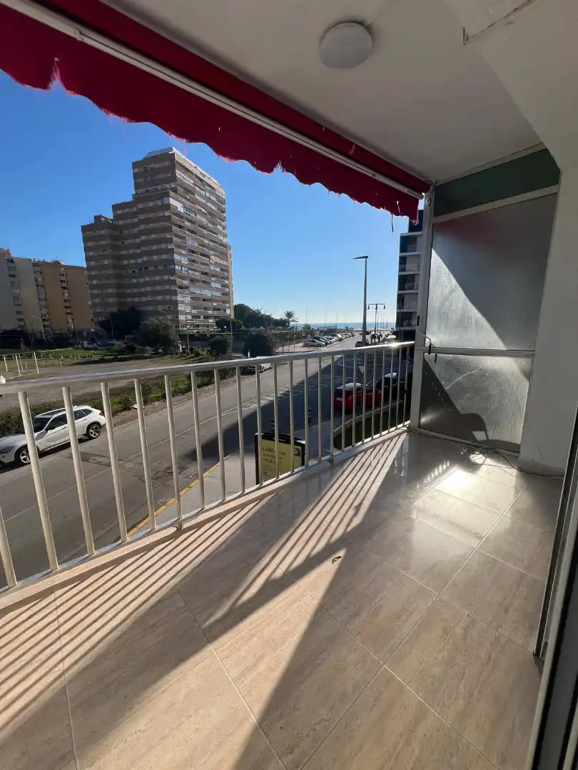 Vista exterior de Apartament en venda en La Pobla de Farnals amb Aire condicionat, Calefacció i Terrassa