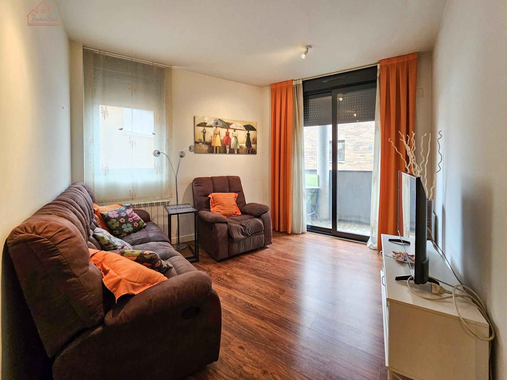 Living room of Flat for sale in  Madrid Capital  with Air Conditioner, Heating and Storage room