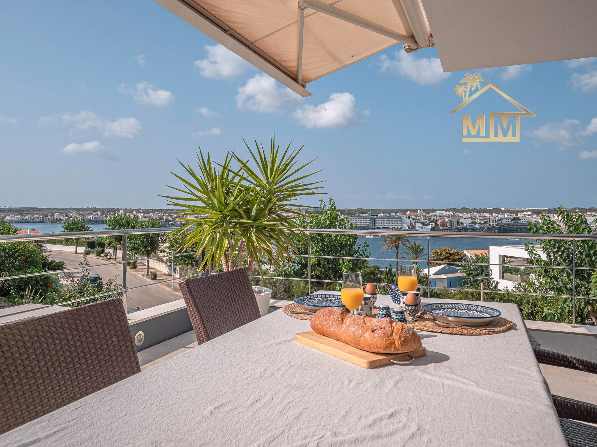 Terraza de Casa o chalet en venta en Maó con Aire acondicionado, Calefacción y Jardín privado