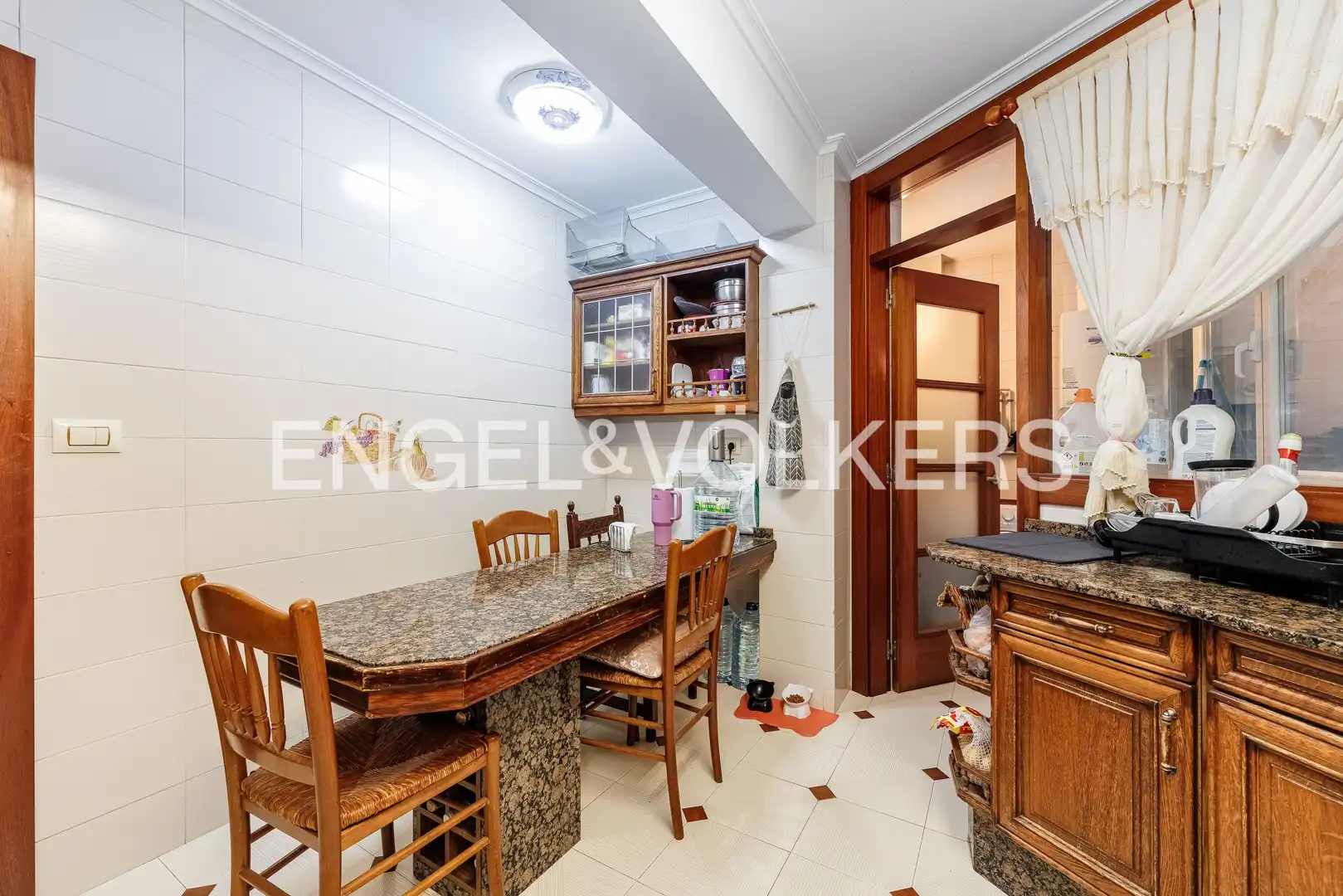Flat with lift for sale in Sardoma - Castrelos, imagen 5