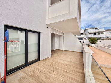 Erdgeschosswohnung mit Pool zur Miete in Balcón de Finestrat - Terra Marina