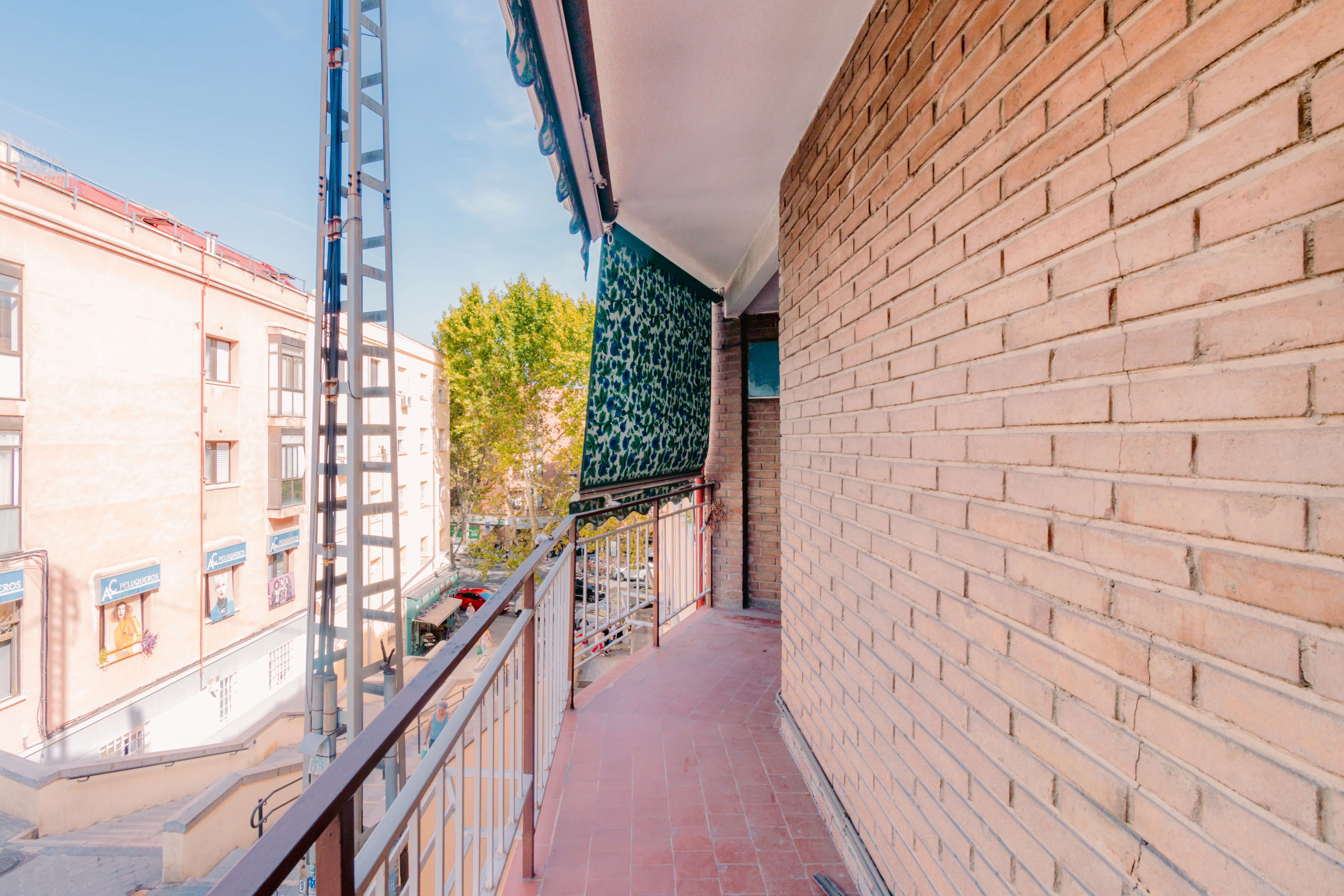 Balcony of Flat for sale in  Madrid Capital  with Heating and Terrace