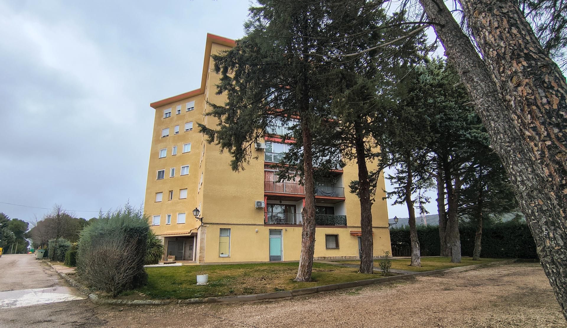 Exterior view of Flat for sale in Sacedón  with Heating
