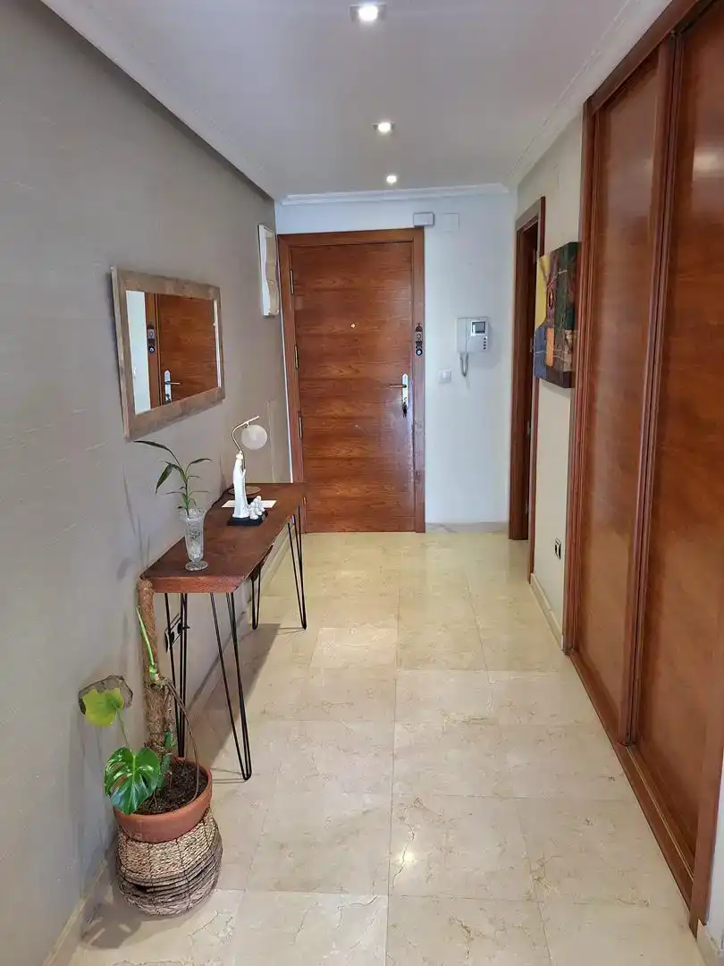 Wohnung zur Miete in Elche / Elx mit Klimaanlage und Möbliert