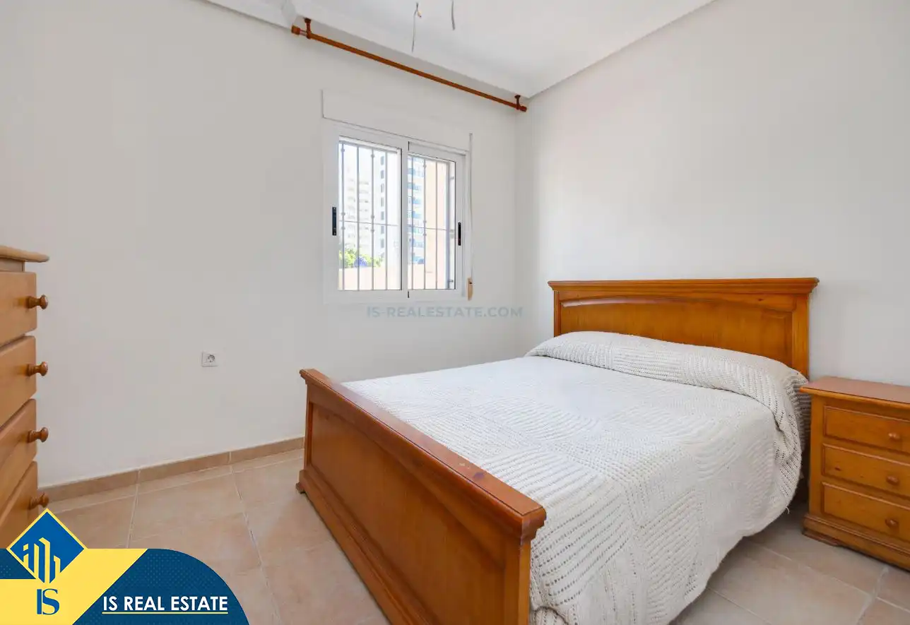 Dormitori de Casa adosada en venda en Torrevieja amb Aire condicionat, Calefacció i Terrassa