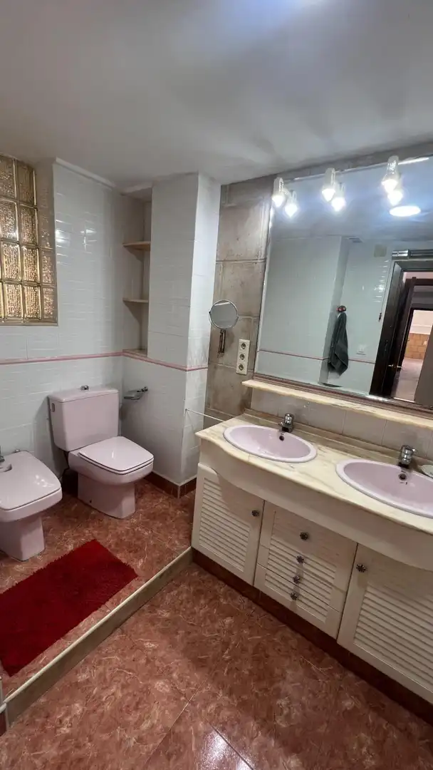 Badezimmer von Wohnung zum Verkauf in Gandia mit Terrasse