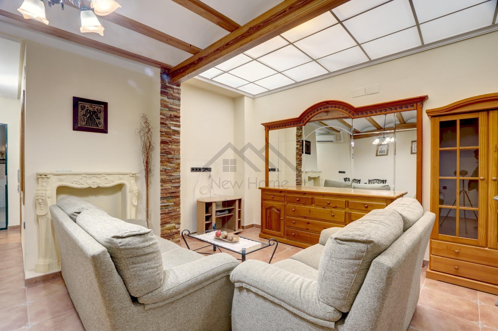 Sala d'estar de Casa o xalet de lloguer en Benaguasil amb Aire condicionat, Calefacció i Jardí privat