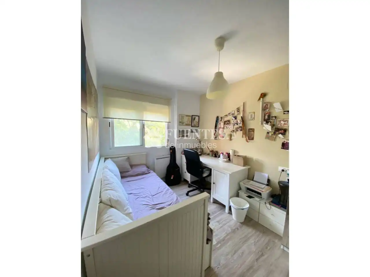 Habitación de Piso en venta en Alicante / Alacant con Aire acondicionado, Terraza y Piscina comunitaria