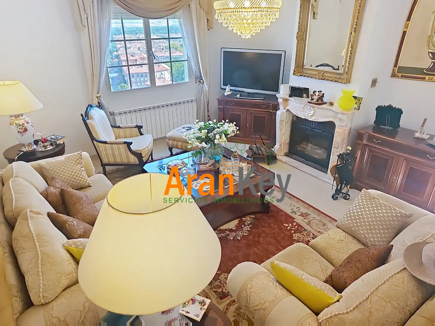 Living room of Houses for sale in Aranjuez  with Air Conditioner, Private garden and Terrace