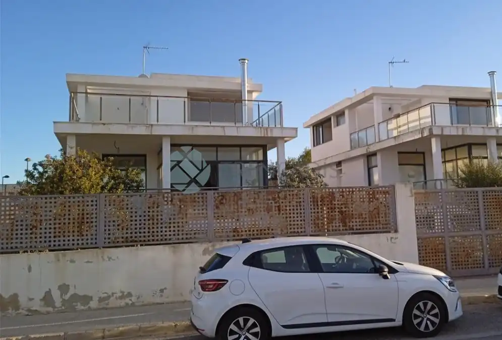 Vista exterior de Pis en venda en Riba-roja de Túria