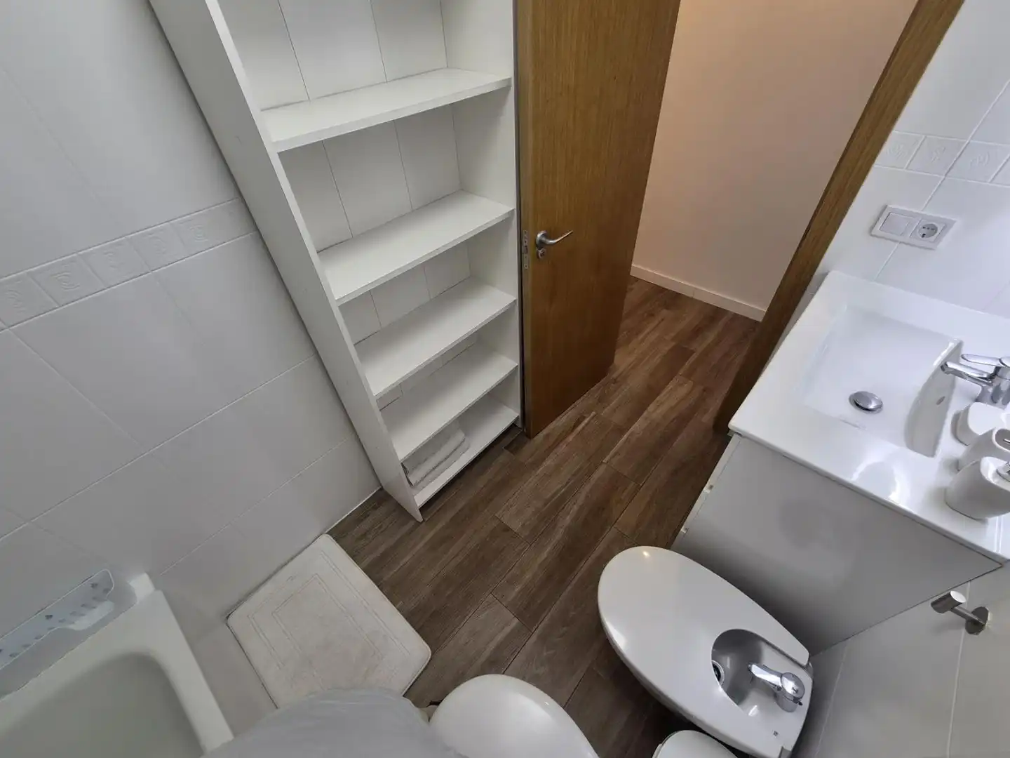 Badezimmer von Dachboden zur Miete in Almazora / Almassora mit Klimaanlage, Heizung und Terrasse