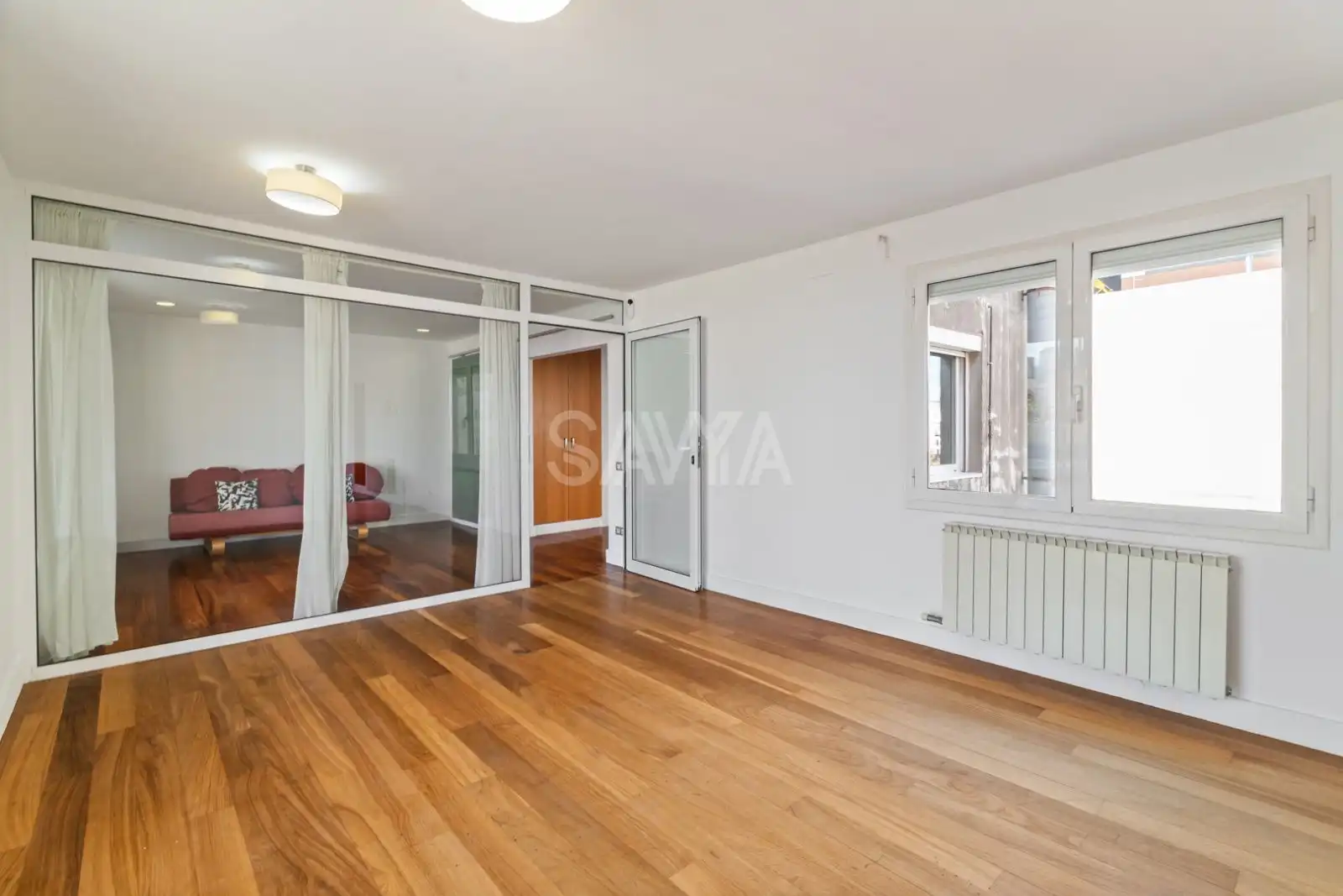 Bedroom of Office for sale in Barcelona