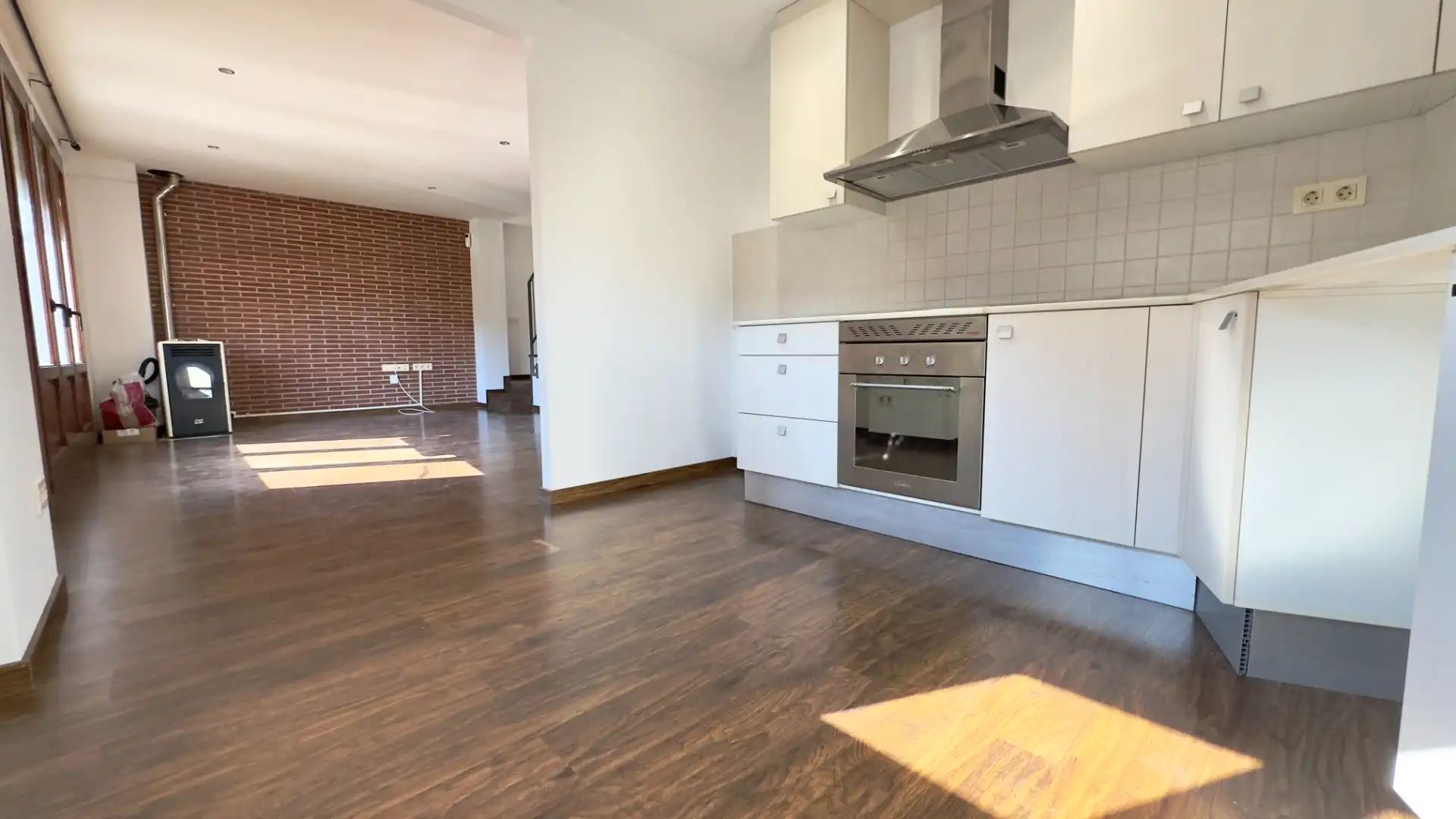 Cocina de Dúplex en venta en Sant Llorenç Savall con Calefacción, Parquet y Horno
