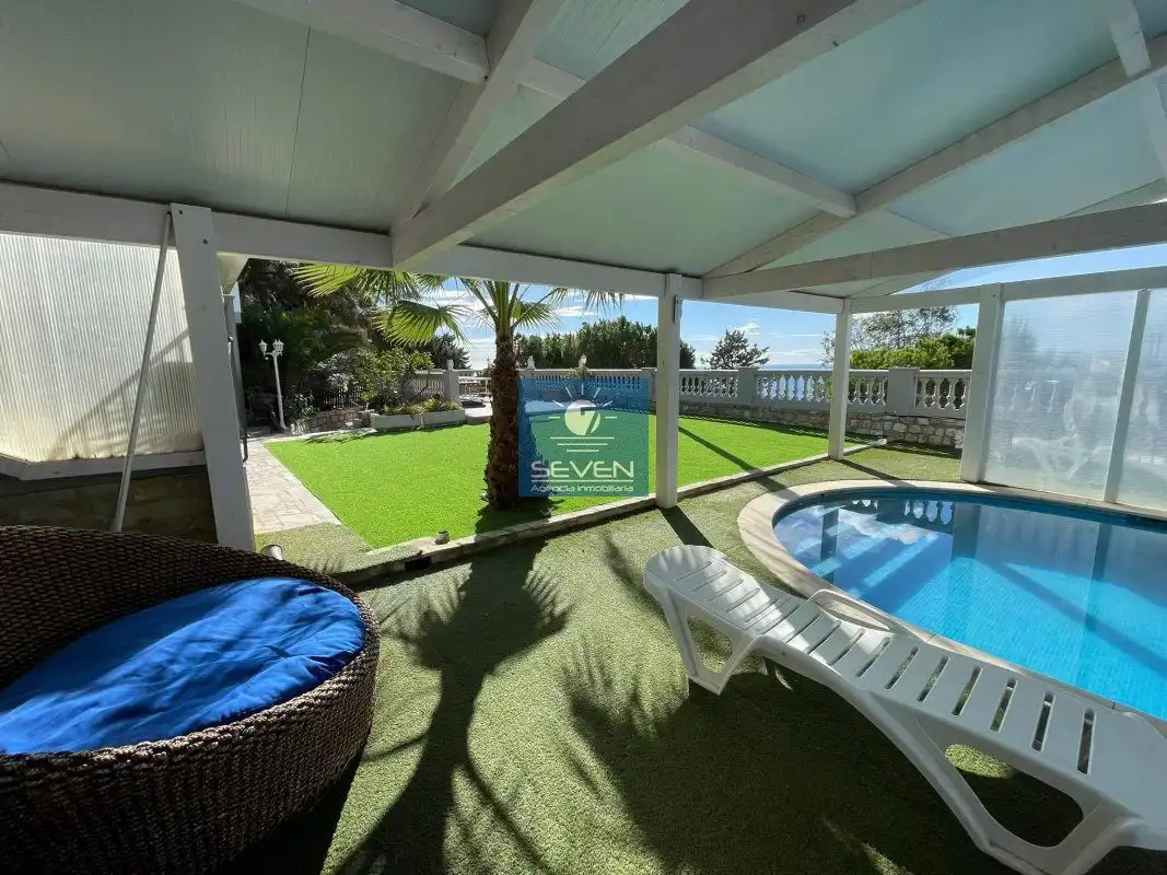 Villa con piscina in vendita a Delta, imagen 2