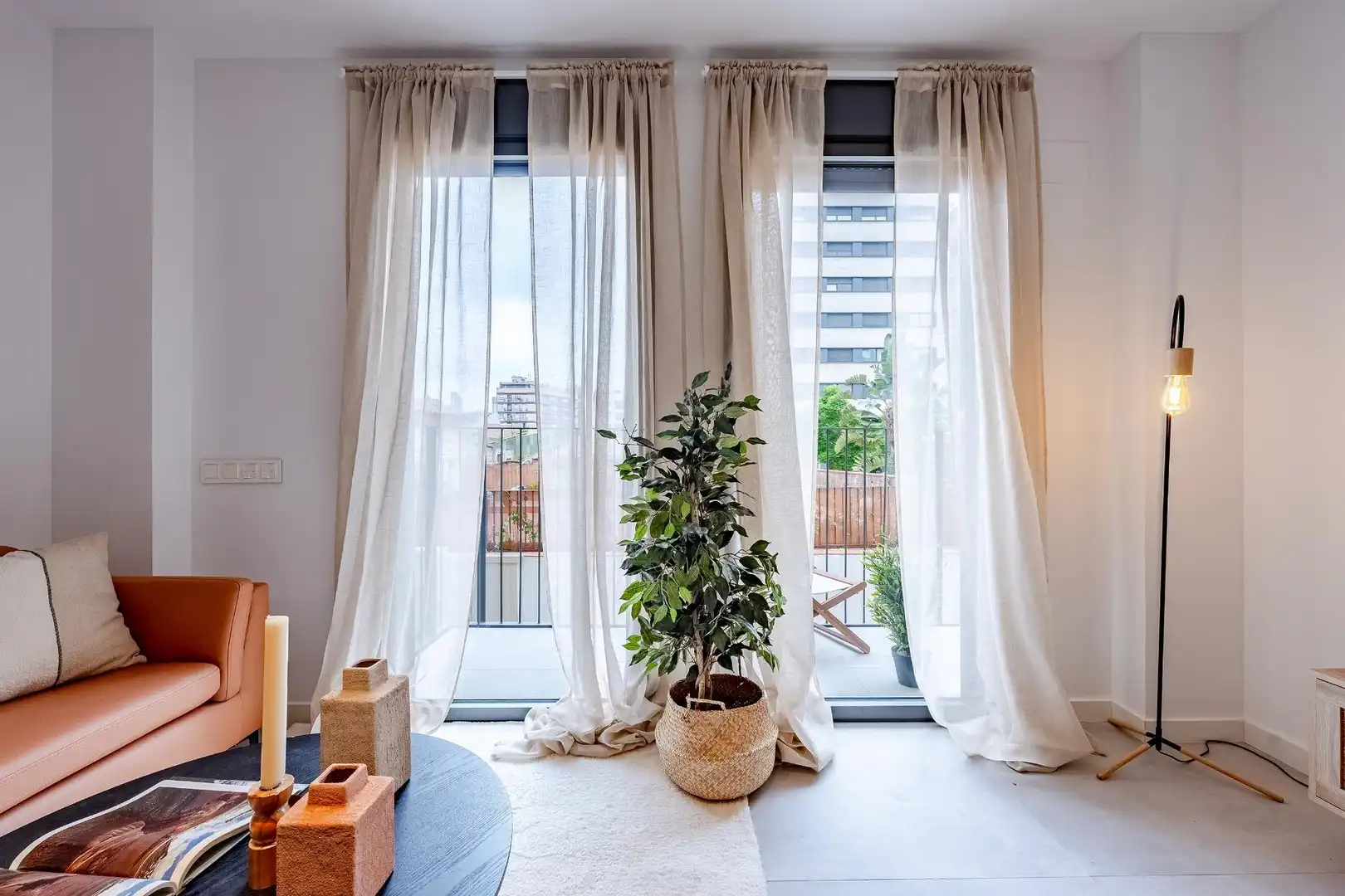 Sala de estar de Piso en venta en Barcelona con Aire acondicionado, Calefacción y Parquet