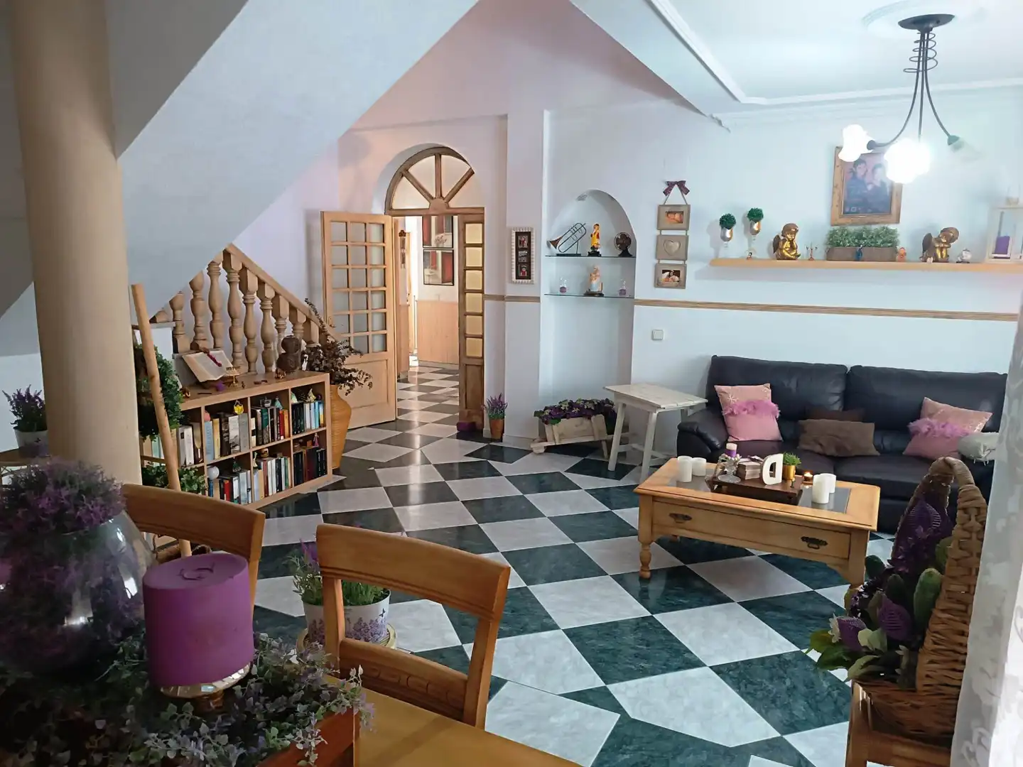 Sala d'estar de Casa o xalet en venda en El Puerto de Santa María amb Aire condicionat, Jardí privat i Terrassa