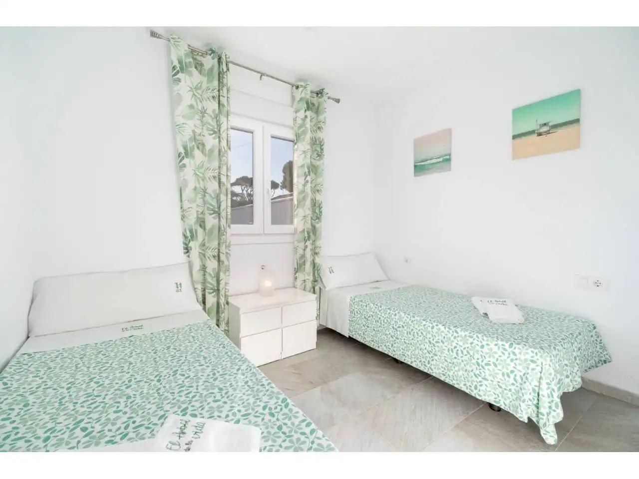Habitación de Casa o chalet en venta en Chiclana de la Frontera con Aire acondicionado, Jardín privado y Terraza