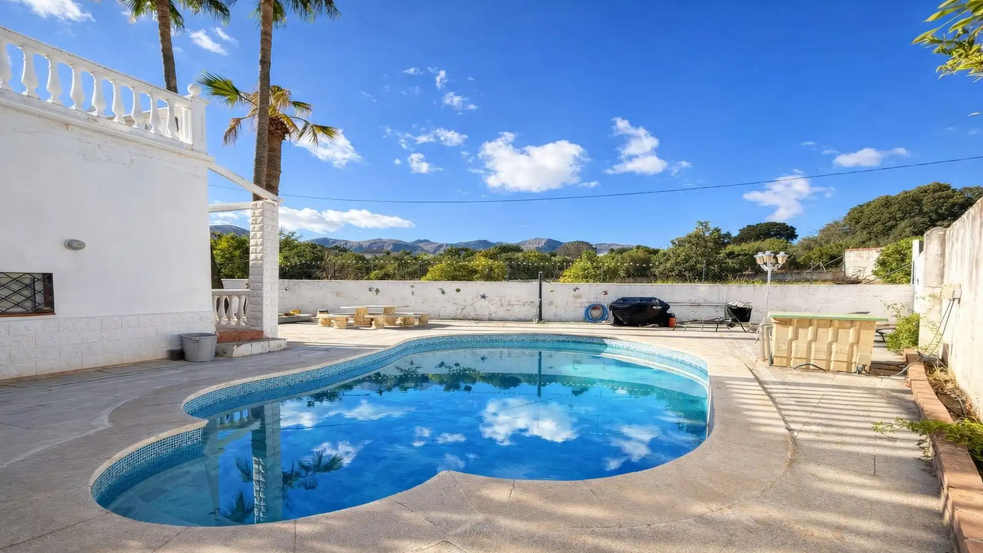 Piscina de Finca rústica en venda en Alhaurín de la Torre amb Aire condicionat, Traster i Piscina