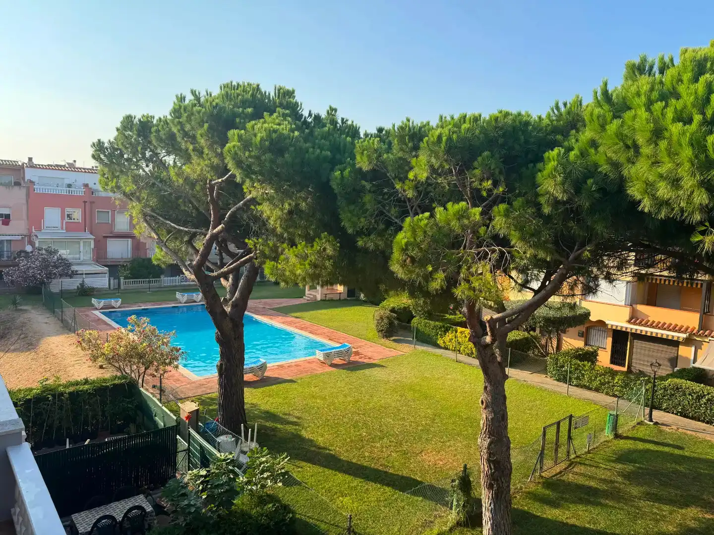 Jardí de Casa o xalet de lloguer en Empuriabrava amb Aire condicionat, Calefacció i Moblat
